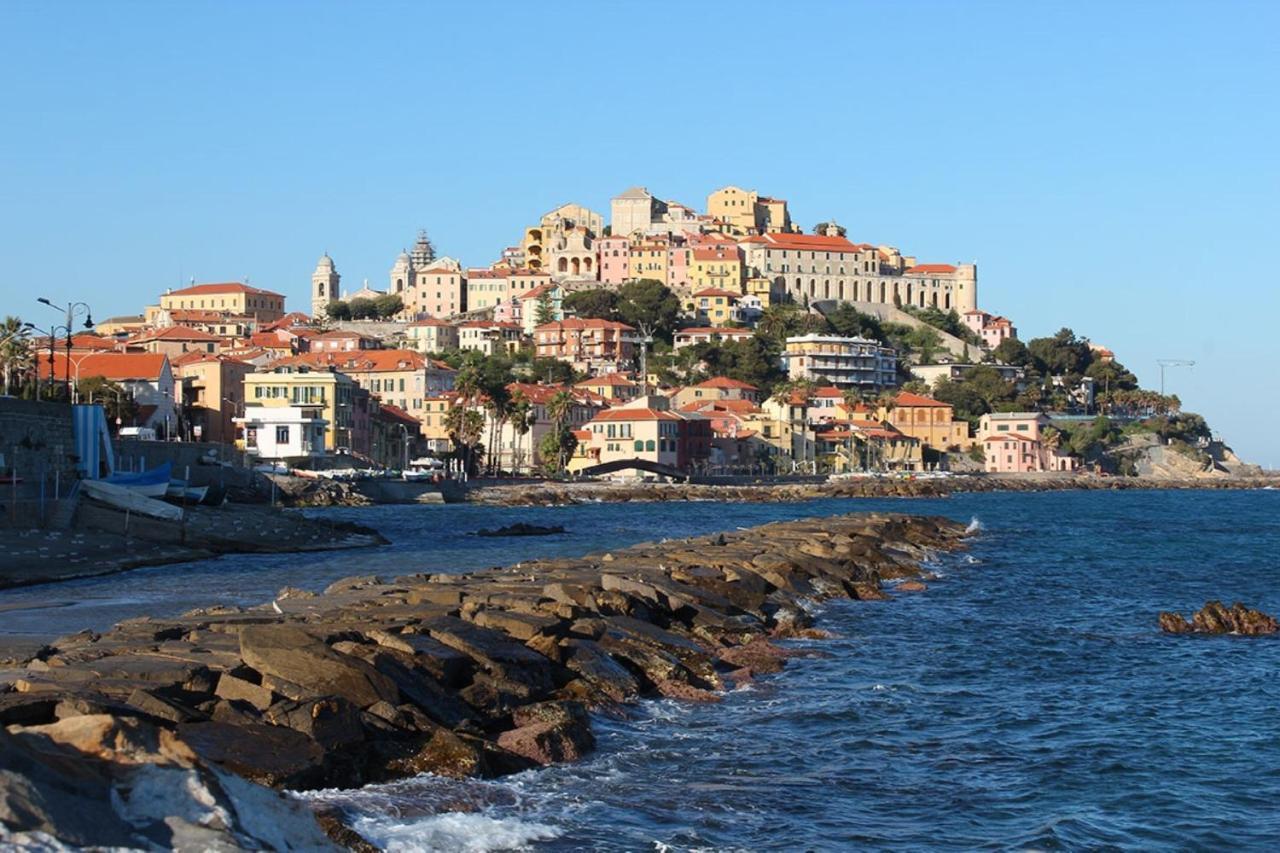Bed and Breakfast Il Sole Di Poggi Imperia Exterior foto